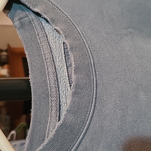 American Eagle Distressed Crewneck Sweatshirt Size XS - Picture 3 of 9